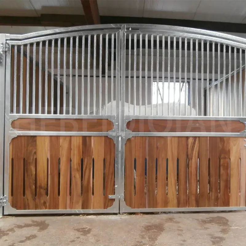 Wholesale Customized Sliding Door Horse Stable Panels 3.6 m 4 m Prefabricated Bamboo Wooden Steel Galvanized Horse Stable Boxes