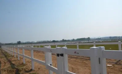 Custom Horse ranch paddock fence factory vinyl plastic PVC ,cheap plastic white PVC horse fence