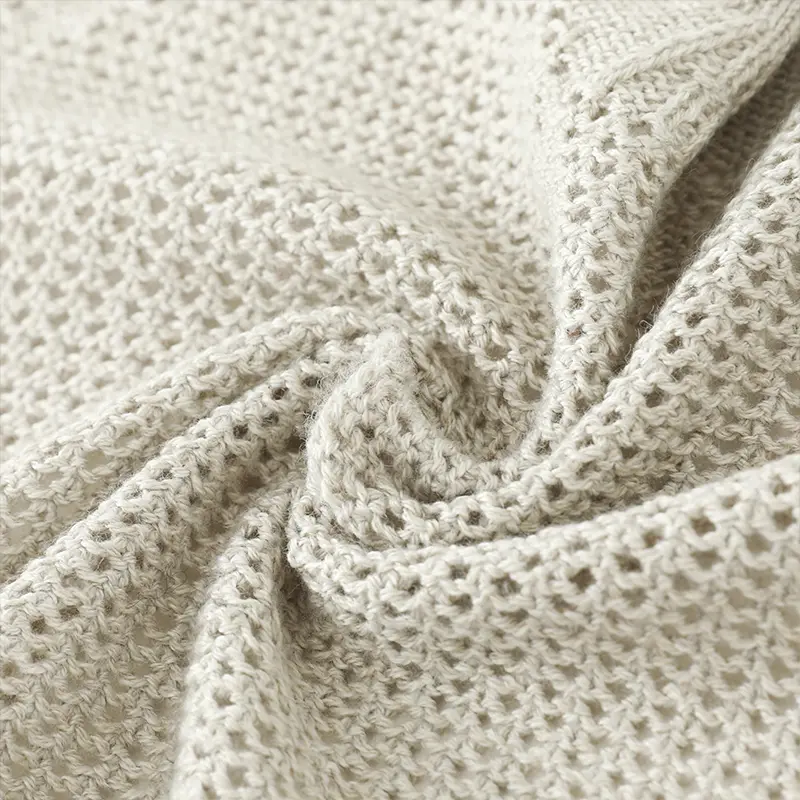 A Solid-Color Cut-Out Knitted Shawl For Women, A Fashionable Summer Air-Conditioned Fake Collar Waistcoat Paired With A Shirt