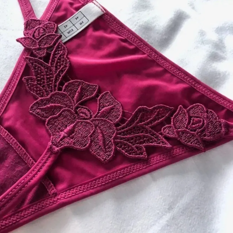 Sexy Thong G String Underwear Women Panties T-Back Floral Embroidery Briefs Female Lingerie Erotic Lady Thongs Bikini Size S-XXL