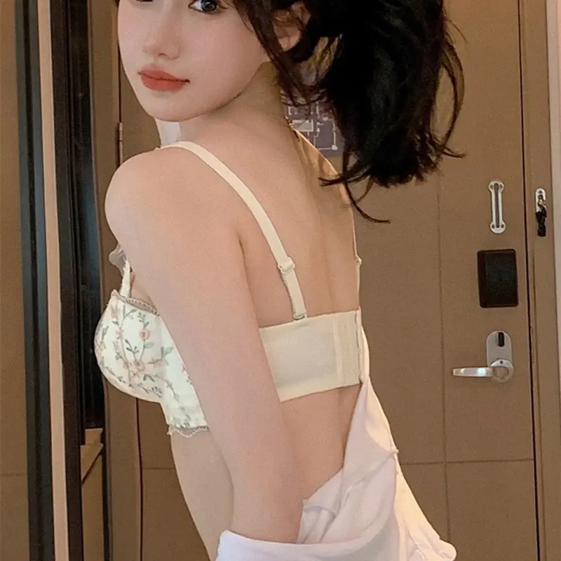 Small Breasts Gathered Women's Underwear Flat Chest Collection Side Breast Anti-sagging No Steel Ring Embossed Women's Bra