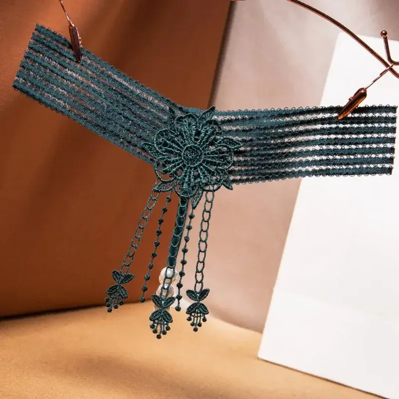 Women's Panties Sexy Lingerie For Ladies Pearl Tassel Thongs Opening Crotch G-strings Temptation Underwear Erotic Female Panties