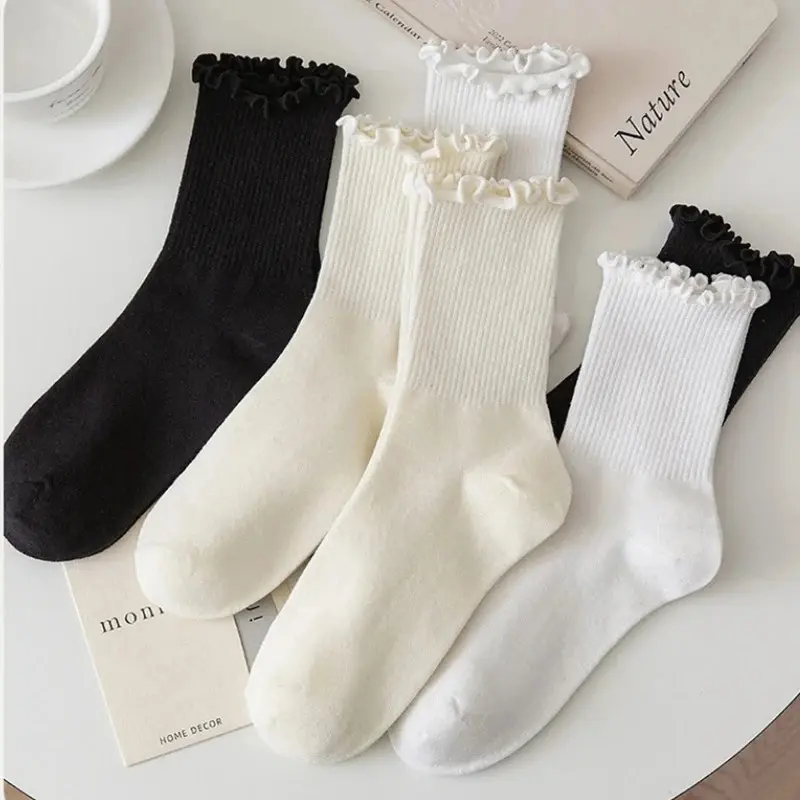 5 Pair /Lot Socks for Women Ruffle Cotton Middle Tube Ankle Short Breathable Black White Set Spring Autumn
