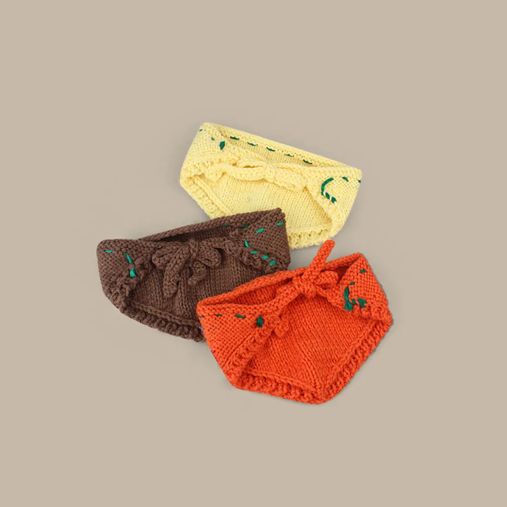 2023 Hooked flower Girls' headscarf Warm Knitting Earmuffs winter earmuffs woman winter ear protector Retro triangular binder