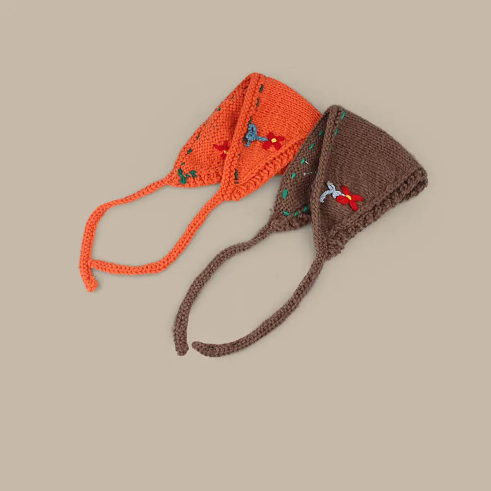 2023 Hooked flower Girls' headscarf Warm Knitting Earmuffs winter earmuffs woman winter ear protector Retro triangular binder