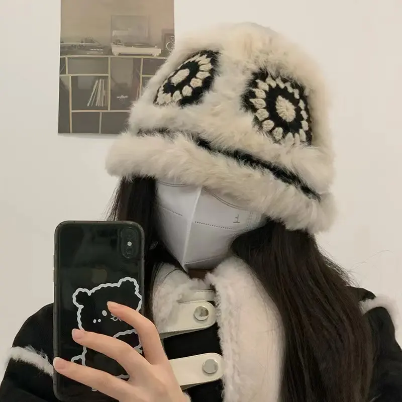 2024 women Autumn and Winter Lion Awakening Cute and Warm Fisherman Hat Versatile and Showcasing Face Furry Bucket Basin Hat