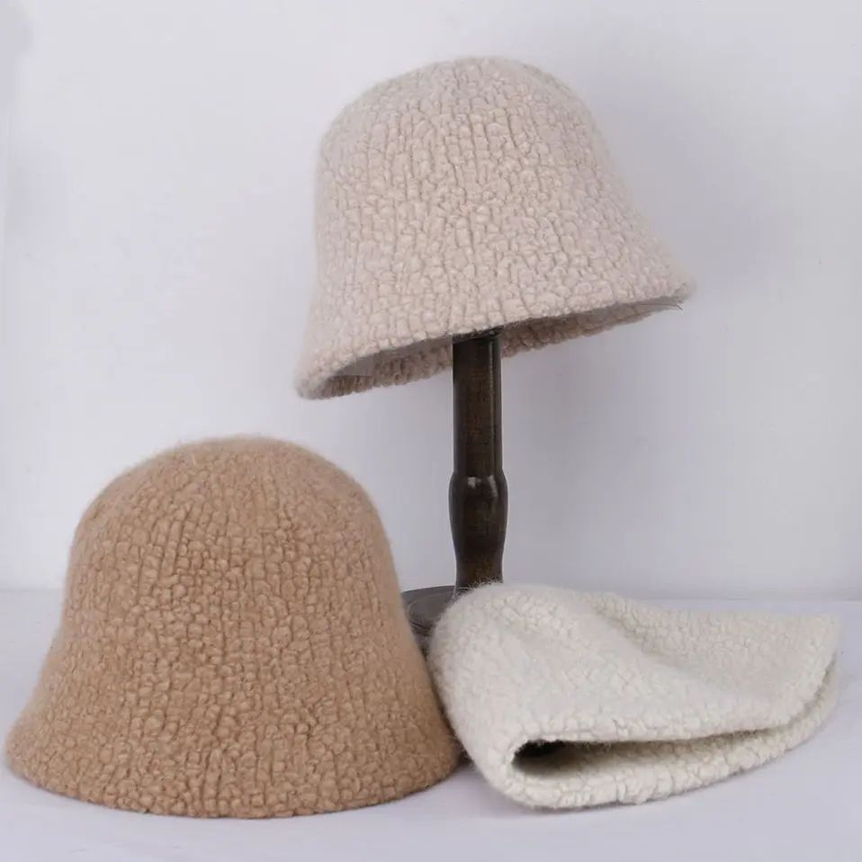 2021 NEW women's winter Bucket hat Felt Lamb wool for girl autumn and winter fashion Fur panama hip hop hat off white cap