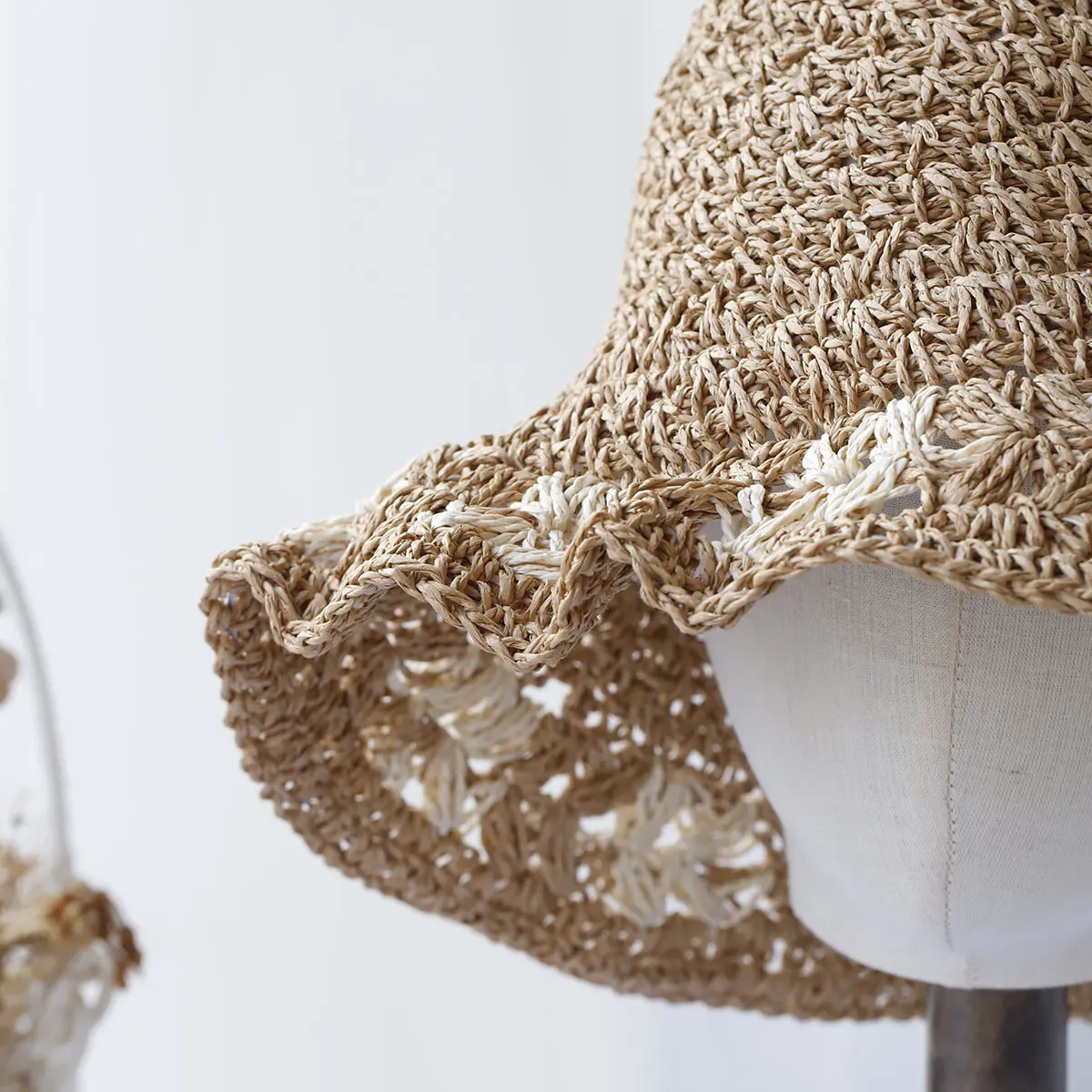 2024 New fashion Foldable bucket hat UV Protection sun hat For Beach,Travel And Vacation handmade straw hat