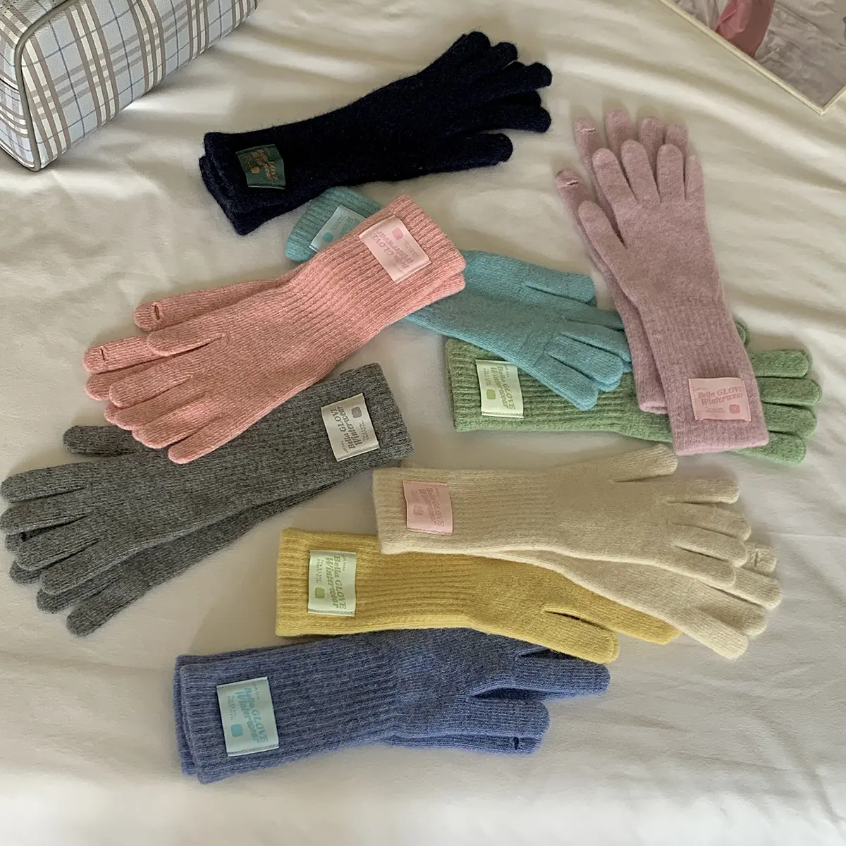 New Cute Rabbit knitting Gloves Female Winter Mittens Factory Outlet Fur Gloves women's winter gloves Women Girls Mittens 2024