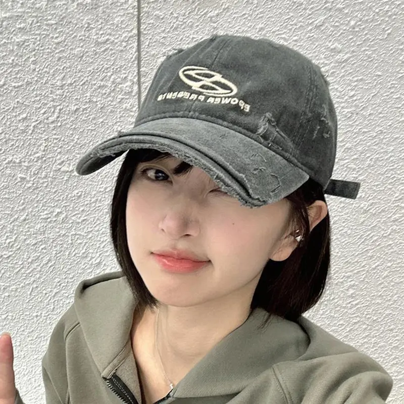 Vintage Hole Baseball Caps Man Streetwear Fashion Print Adjustable Denim Peaked Hats Outdoor Korean Casual Women Sun Visor Hats