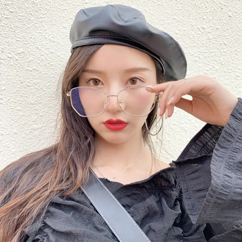 Women Girl Beret Hat French Retro Artist Beanie Hat Elegant Solid Color PU Leather Lady Painter Cap Spring Autumn Lady Berets