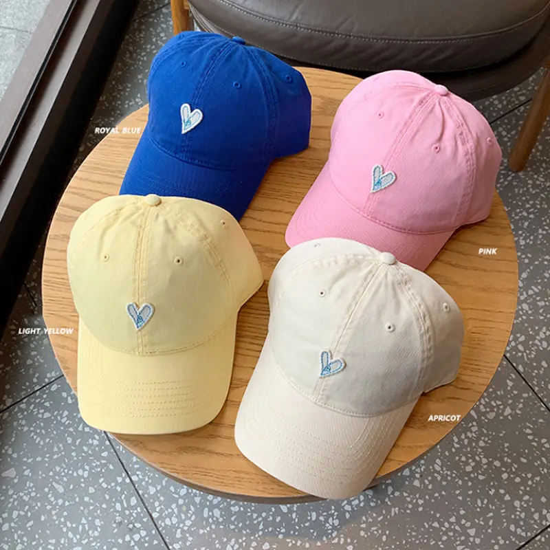 Korean Heart Baseball Caps Soft Cotton Curved Brim Outdoor Sunshade Duck Tongue Caps Travel Couple Duckbill Hats