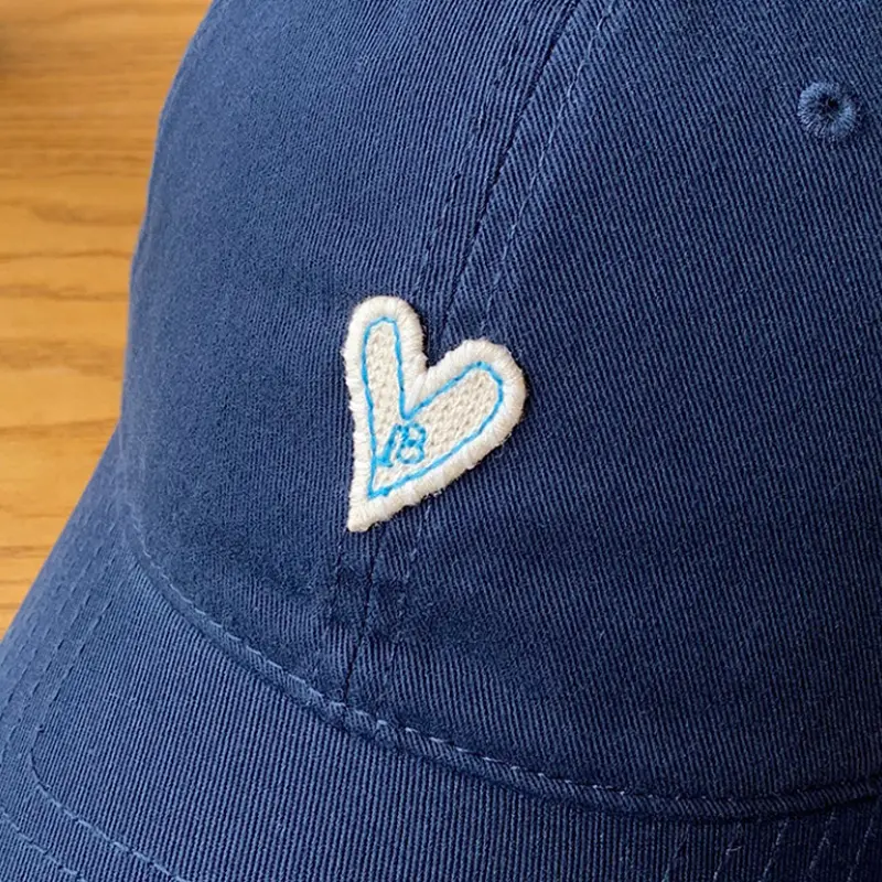 Korean Heart Baseball Caps Soft Cotton Curved Brim Outdoor Sunshade Duck Tongue Caps Travel Couple Duckbill Hats