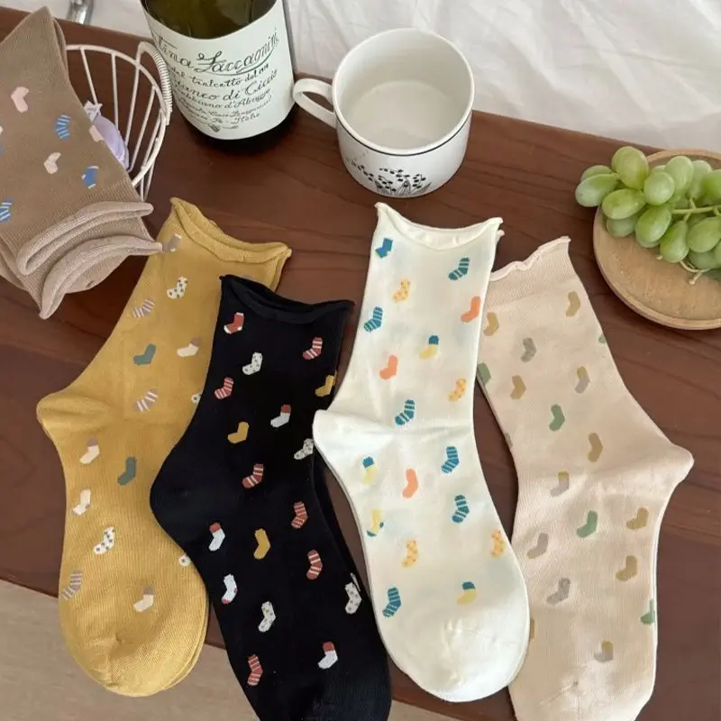 Full Print Socks for Women 5 Pairs Cute Heart Spring Autumn Cotton Breathable Socks Harajuku Girl Loose Middle Tube Socks