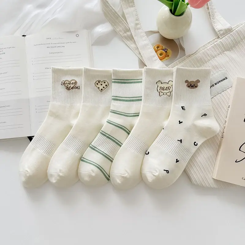 5 Pairs Cute Bear Socks for Women Spring Summer Thin Cotton Middle Tube Socks Harajuku Girl Cartoon Stripe Socks