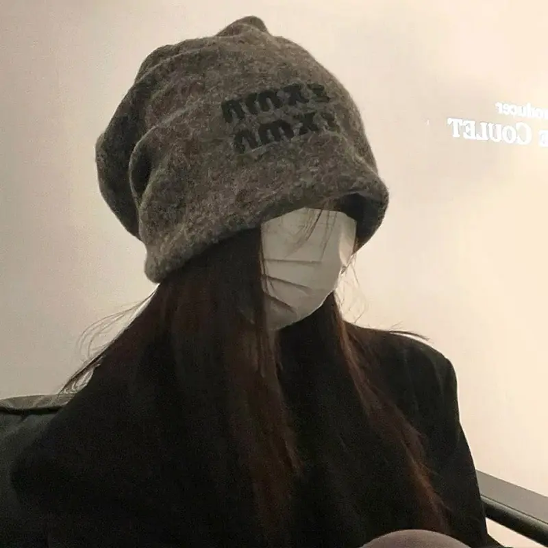 Fashion Letter Baggy Caps Beanies for Women Autumn Winter Knitted Woolen Warm Skullcaps Lady Ear Protection Slouchy Pile Caps