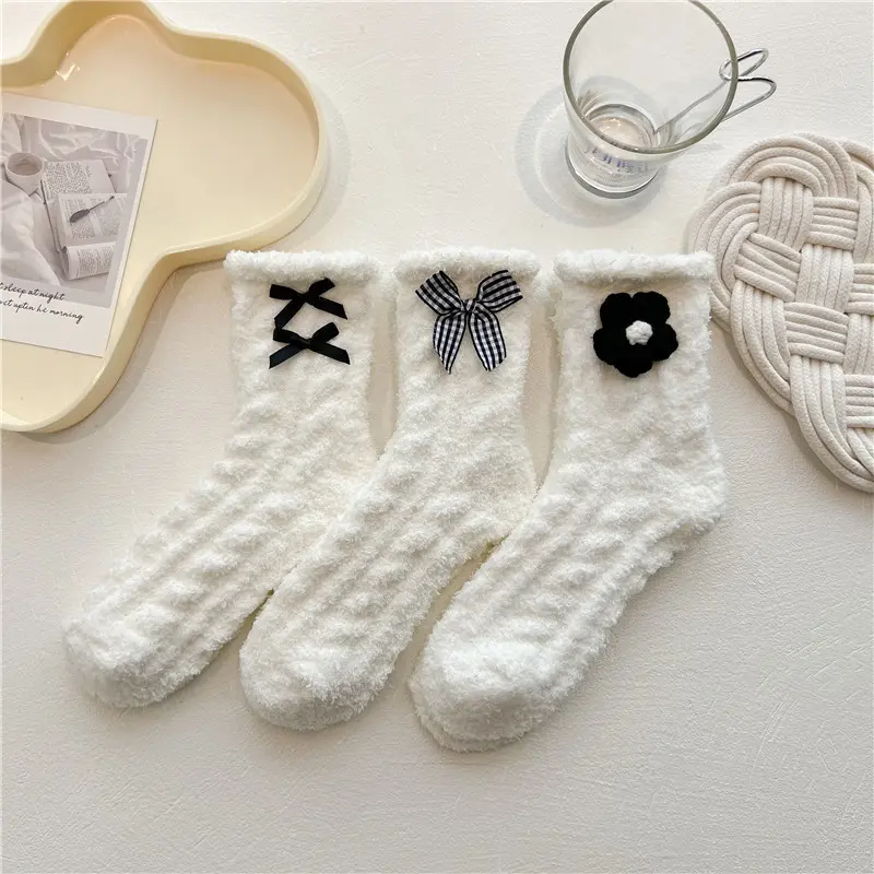 Coral Fleece Women Winter Socks Sweet Flower Bow Thicken Warm Middle Tube Socks Korean Girl Home Sleeping Socks