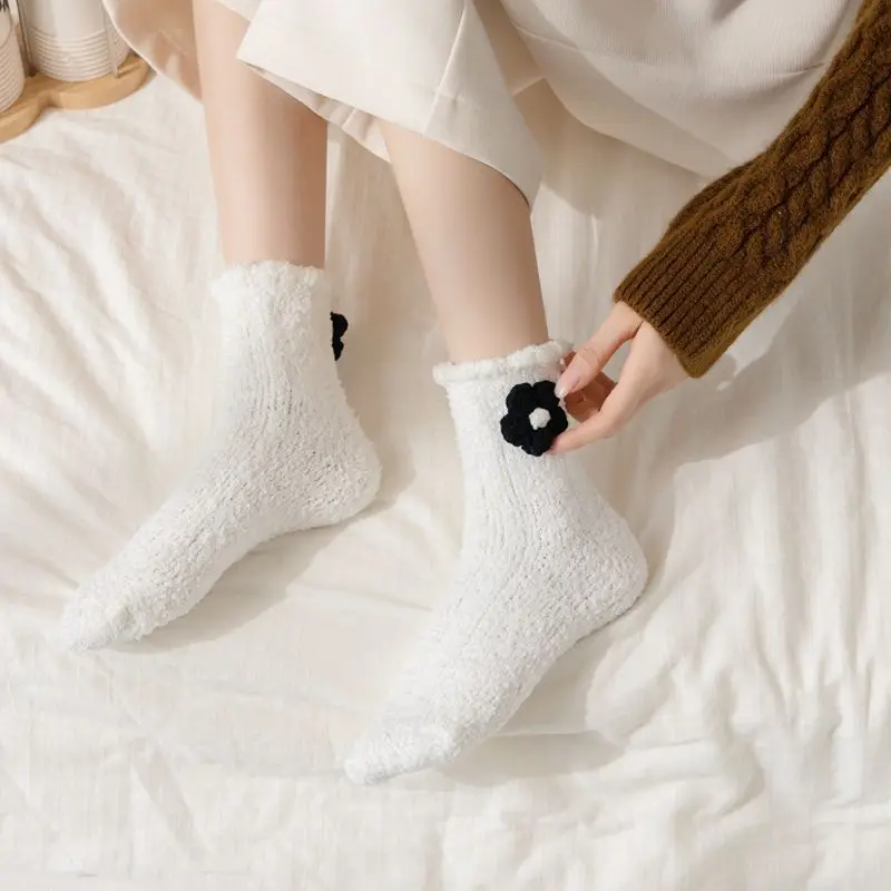 Coral Fleece Women Winter Socks Sweet Flower Bow Thicken Warm Middle Tube Socks Korean Girl Home Sleeping Socks