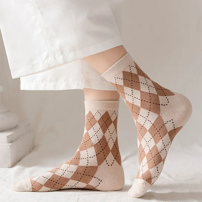 Cute Bear Socks for Women Kawaii Cartoon Striped Mid Tube Sock Japanese Spring Autumn Cotton Female Short Socks