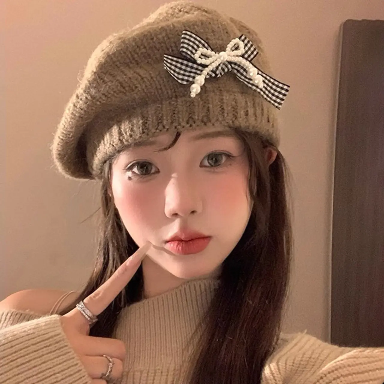 Korean Plaid Bow Pearl Beret Hats for Women Autumn Winter Windproof Warm Knitted Octagonal Caps Fashion Girl Artist Painter Caps