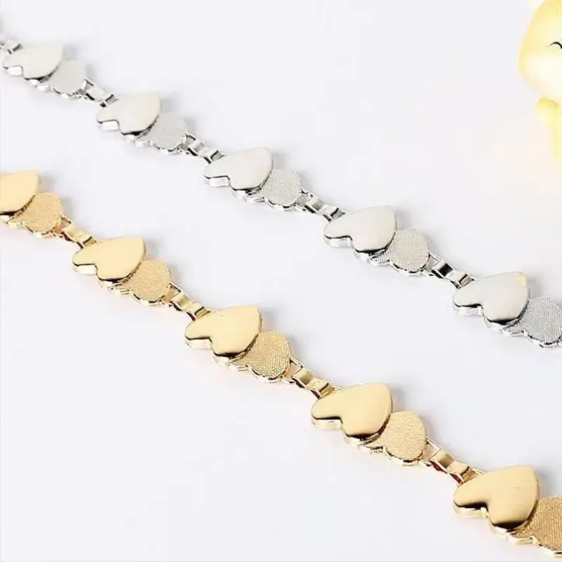 Love Heart Metal Waist Chain for Lady Dress Shirt Skinny Decorative Straps Gold Silver Thin Waistbands Fashion Accessory