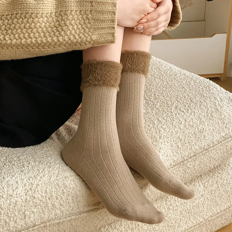 Fashion Patchwork Winter Socks for Women Thicken Mink Plush Anti-Cold Middle Tube Socks Harajuku Girl Home Warm Socks