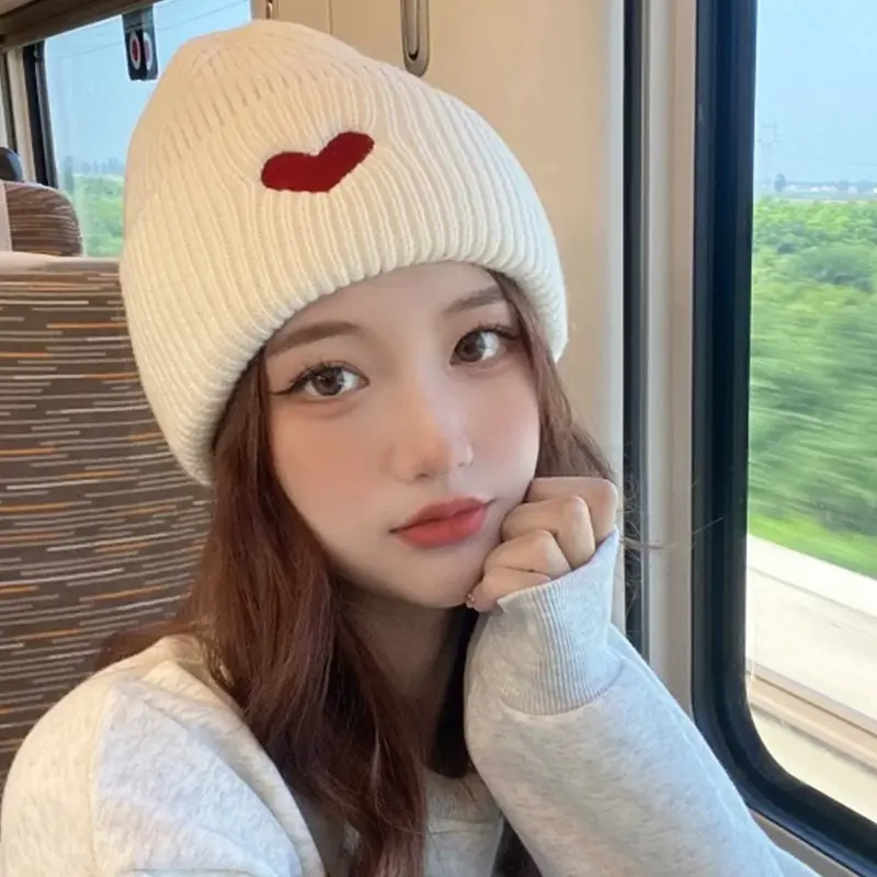 Heart Embroidery Warm Knitted Hats for Women Japanese Simple Outdoor Anti-Cold Ear Protection Hats Student Windproof Woolen Caps