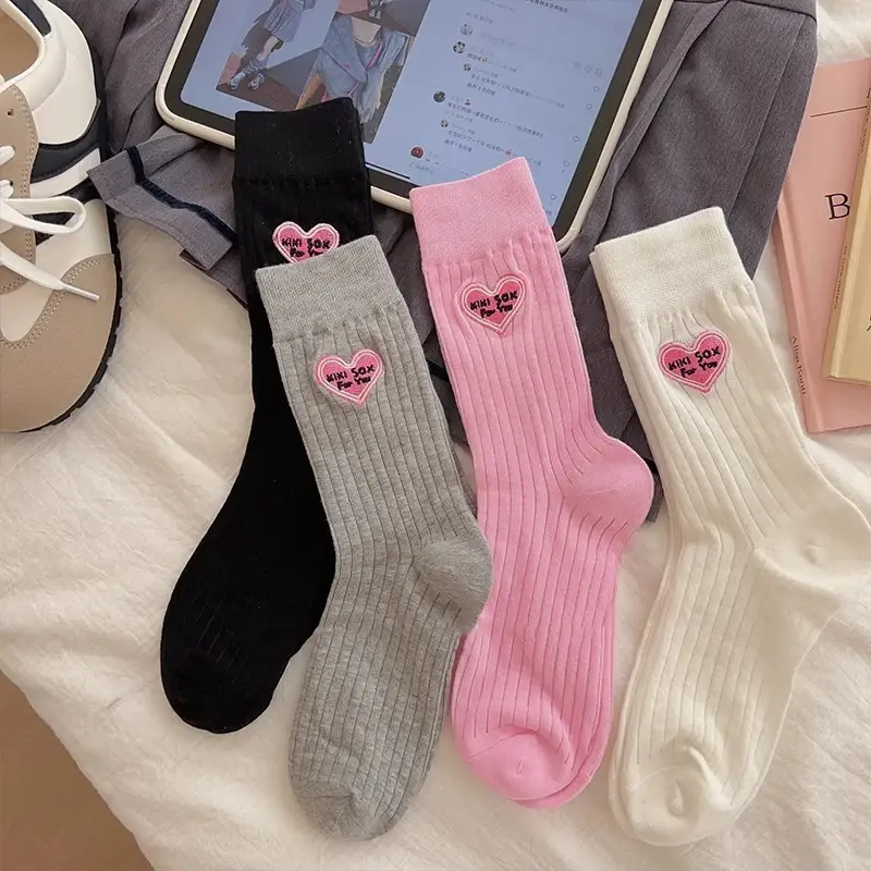 Pink Love Heart Embroidery Socks for Women Spring Autumn Thin Cotton Middle Tube Socks Harajuku Lady Girl Sports Socks