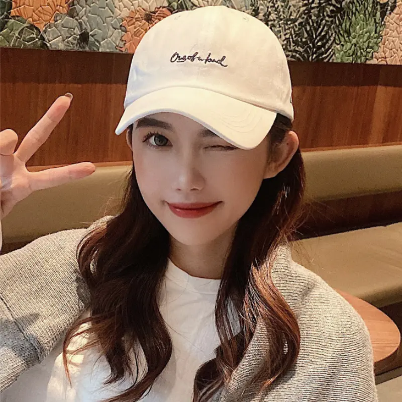Heart Embroidery Women Baseball Caps Fashion Letter Soft Cotton Duck Tongue Caps Korean Girl Outdoor Sunshade Peaked Hats