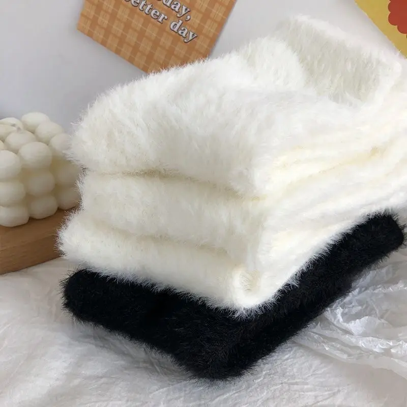 Mink Plush Black White Socks for Women Winter Thicken Fluffy Warm Middle Tube Socks Girl Home Thermal Floor Socks