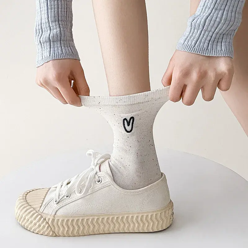 Heart Embroidery Women Socks Spring Summer Soft Cotton Breathable Middle Tube Socks Harajuku Girl Casual Socks Sokken