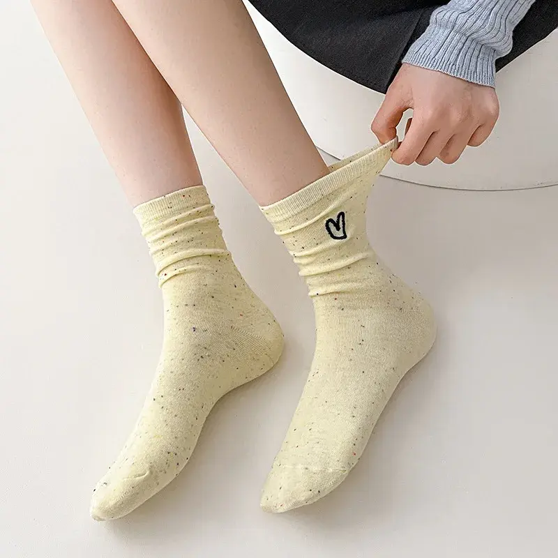 Heart Embroidery Women Socks Spring Summer Soft Cotton Breathable Middle Tube Socks Harajuku Girl Casual Socks Sokken