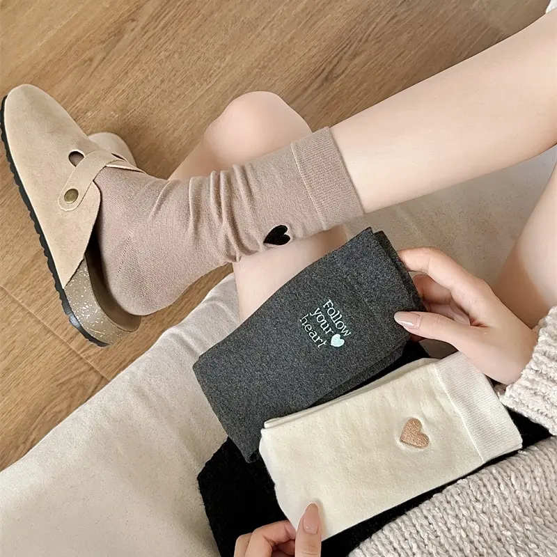 Love Heart Embroidery Socks for Women Spring Summer Thin Breathable Middle Tube Socks Fashion Girl Cotton Socks