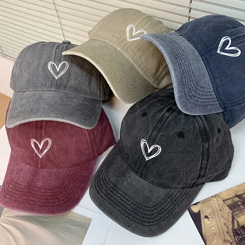 Love Heart Embroidery Baseball Caps for Women Men Retro Washed Cotton Snapback Couple Hats Outdoor Hip Hop Sunshade Peaked Hats