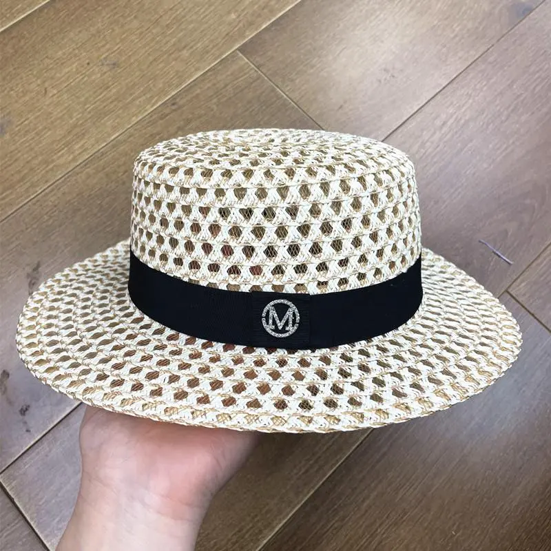 Summer Flat Top Hollow out Billycock Women's British Style Plaid Woven Outdoor Beach Hat Sun Protection by the Sea Sun-Proof Hat