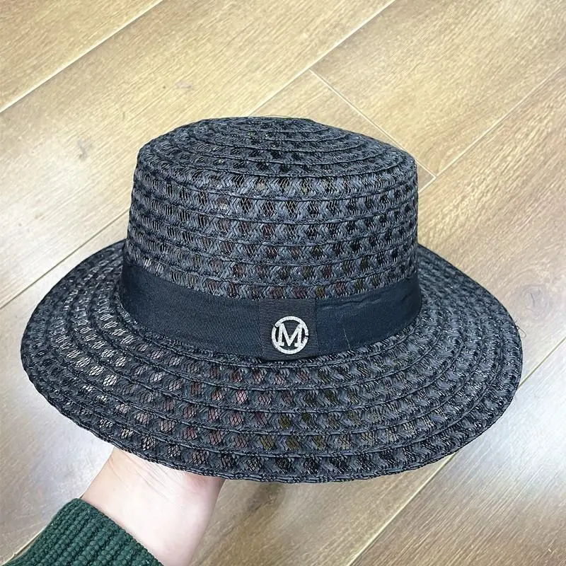 Summer Flat Top Hollow out Billycock Women's British Style Plaid Woven Outdoor Beach Hat Sun Protection by the Sea Sun-Proof Hat