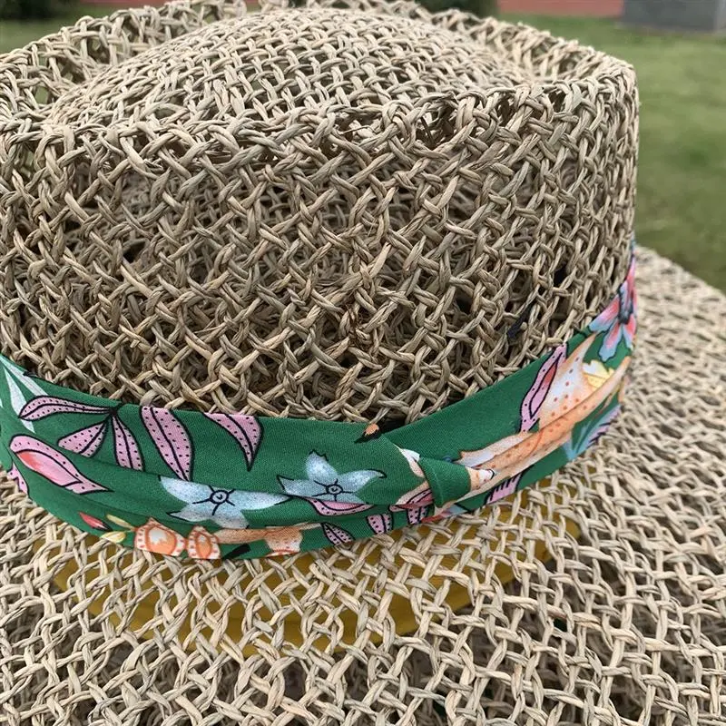 INS Popular Hollow Weaving Sun Hats For Women Ladies  Summer Beach Hat Handmade Grass Straw Cooling Hat Holiday