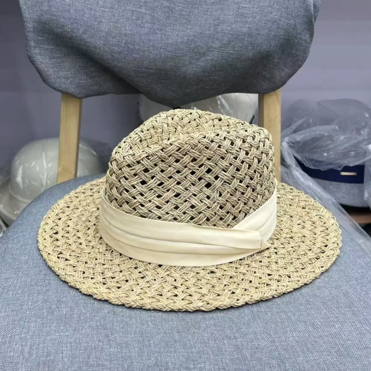 Retro Summer Sun Protection Hat Women Casual Salty Jazz Style Panama Fedora Seagrass Hat With Ribbon