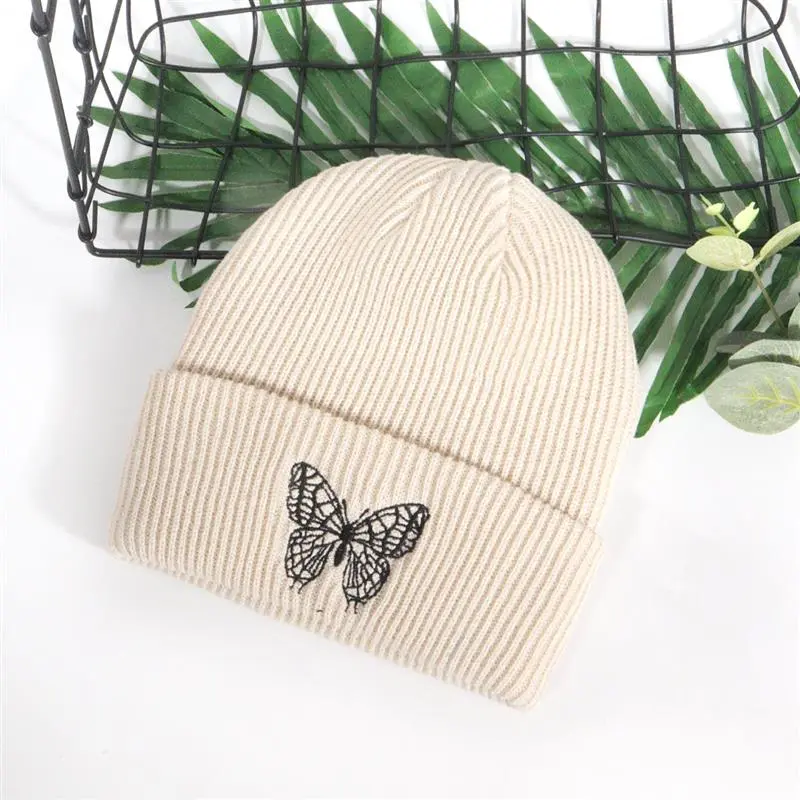 New Fashion Trend Butterfly Embroidery Knitted Hat Warm Breathable Solid Colors Acrylic Hat