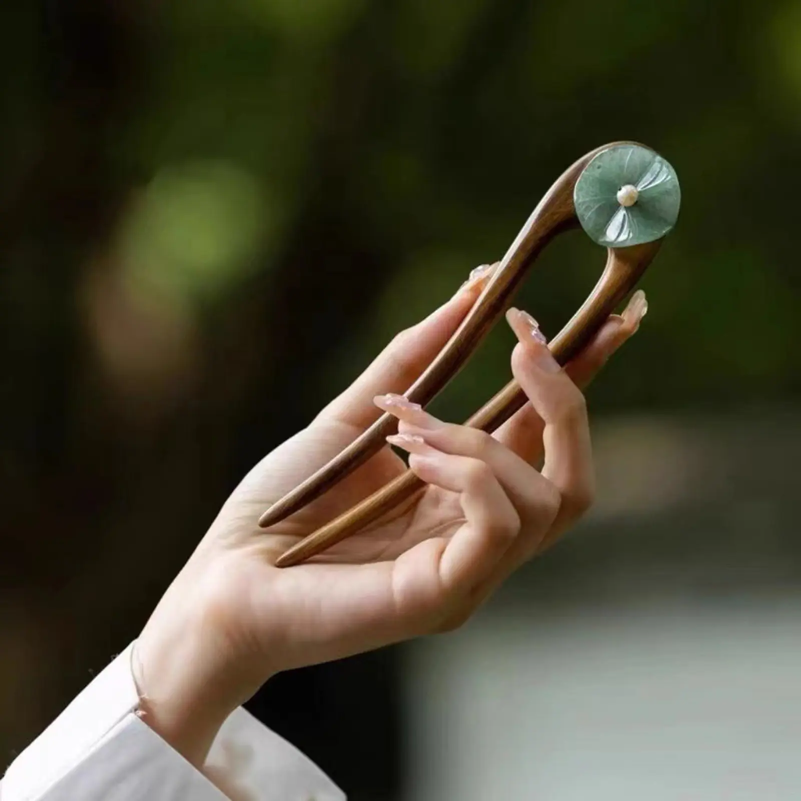 U Shape Simple Women's Hairpin New Chinese Style Jade Lotus Leaf Wooden Hair Stick Elegant Vintage Hanfu Hair Accessories