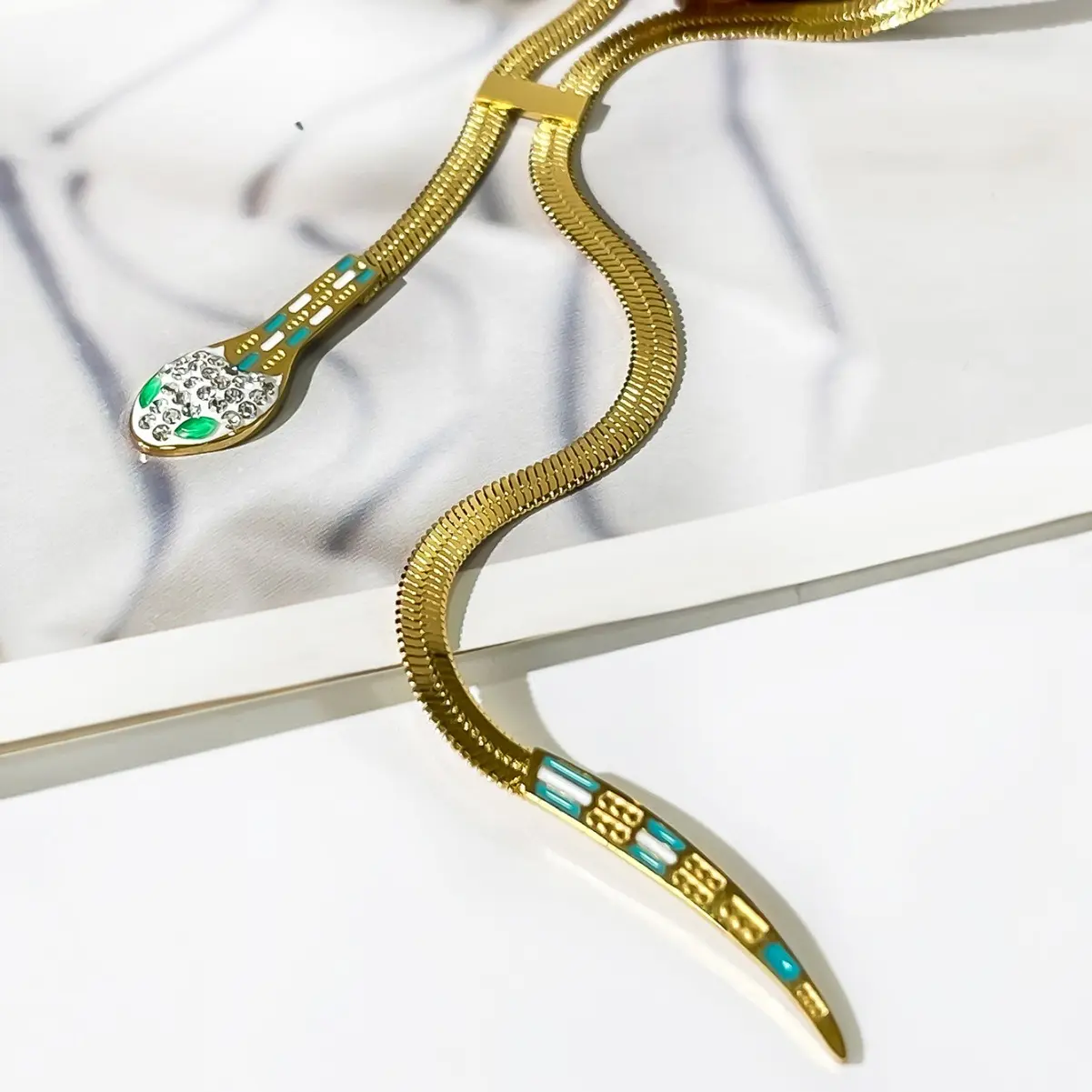 Ins Style Snake Necklace For Women Light Luxury Stainless Steel Flat Snake Bone Chain Trendy Fashionable Jewelry Accessories