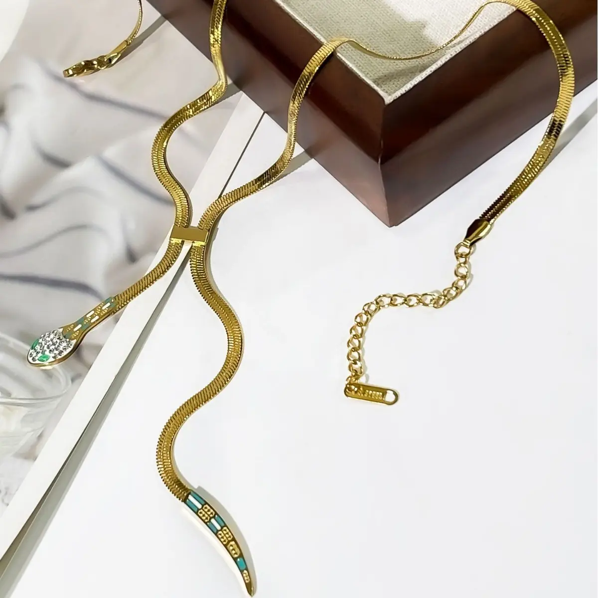 Ins Style Snake Necklace For Women Light Luxury Stainless Steel Flat Snake Bone Chain Trendy Fashionable Jewelry Accessories