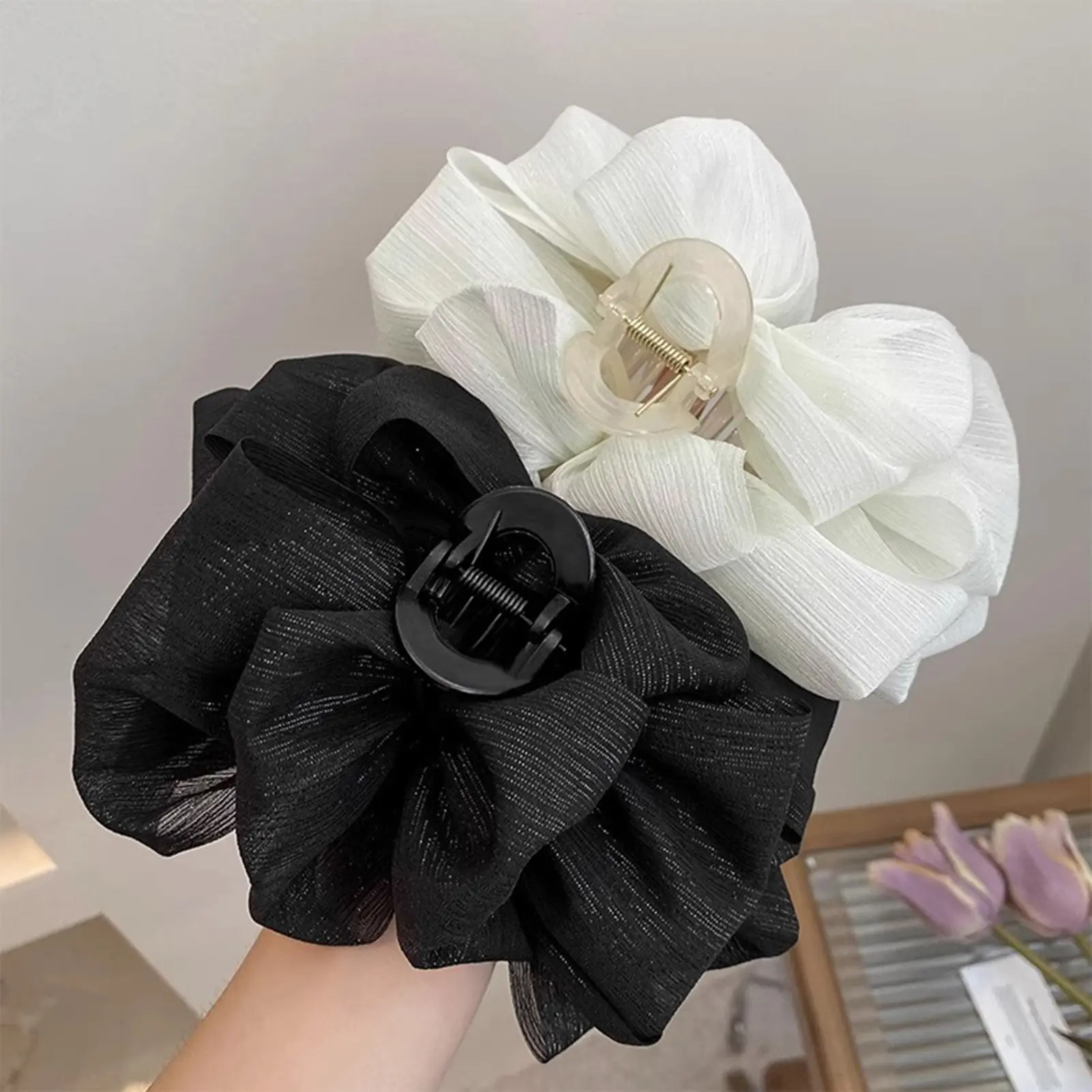 Elegant Bow Hair Claw For Women Girls Daily Outdoor Shark Hair Gripper For Shopping Travel Photography 2025 New Hair Accessories