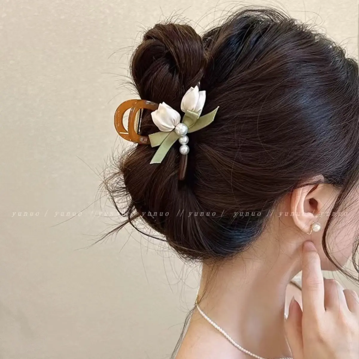 Sweety Flower Pearl Hairpin Elegant Pink Tulip Hair Claw For Women Girls Spring Summer Exquisite Hair Clips Hair Accessories 1pc