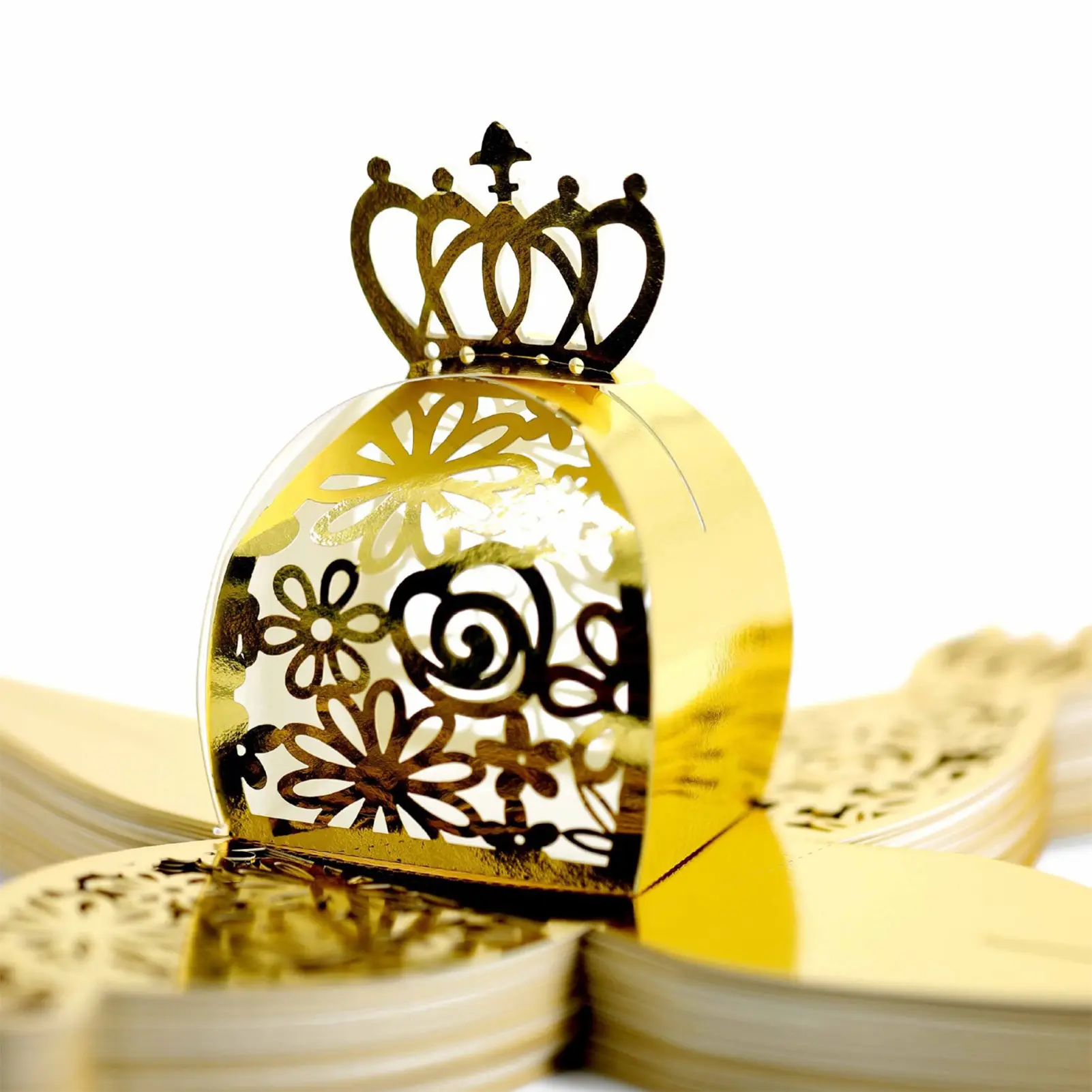 50pcs Candy Storage Boxes Hollow Crown Shaped Candy Box For Chocolate Dessert Cookies Biscuit Creative Wedding Party Gift Bag