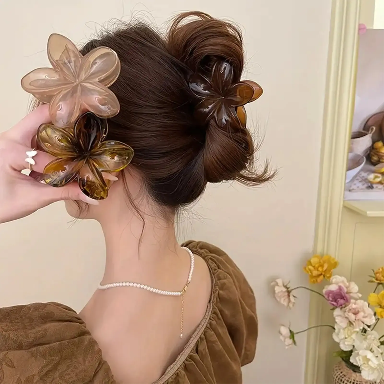 7cm Dopamine Hair Claws For Women Vitality Gradient Colorful Shark Hair Gripper Flower Shape Hair Clips Hawaii Hair Accessories