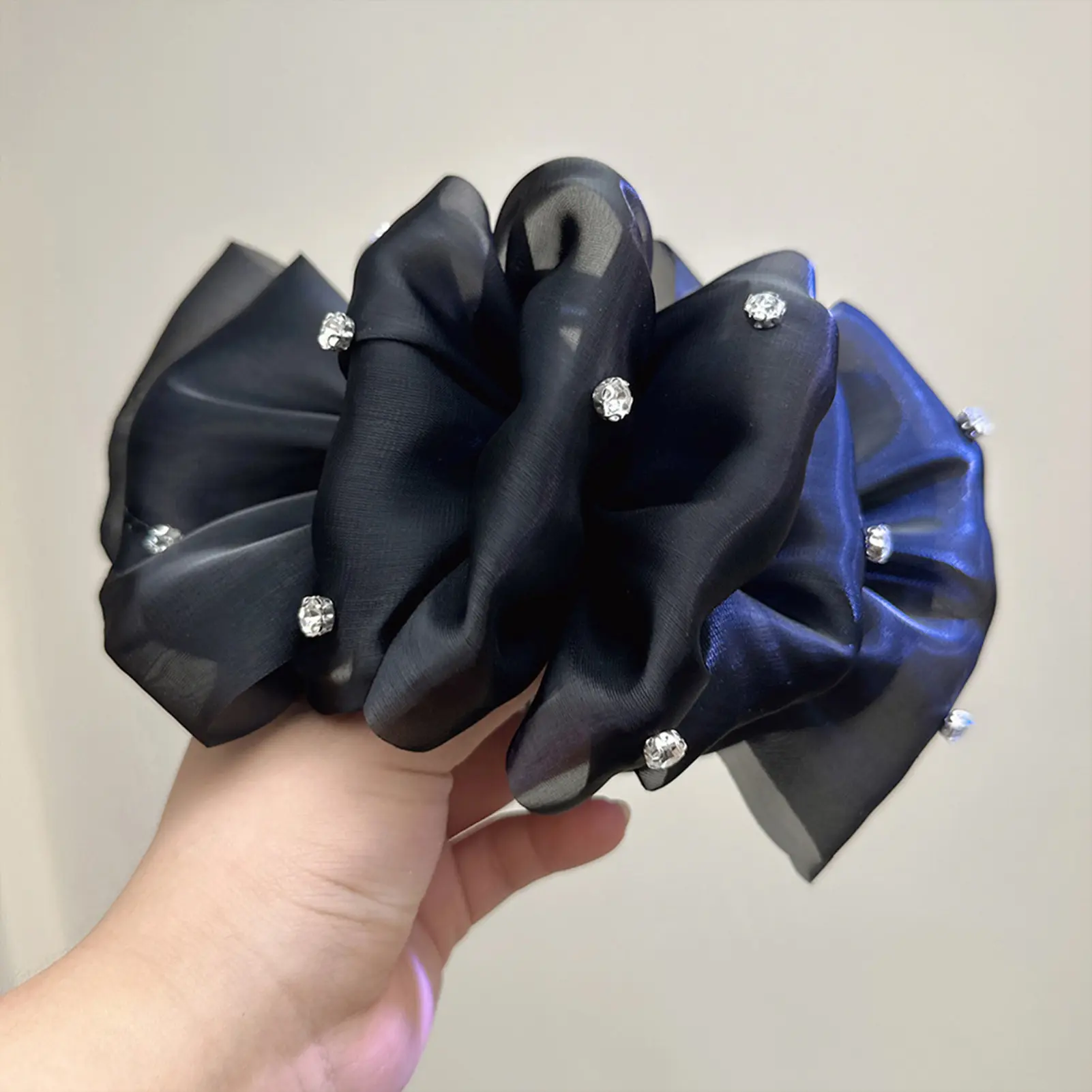 Elegant Bow Hair Claw For Women Exaggerated Bubble Mesh Pearl Shark Gripper Girls Daily Korean Style Bowknot Hair Accessories