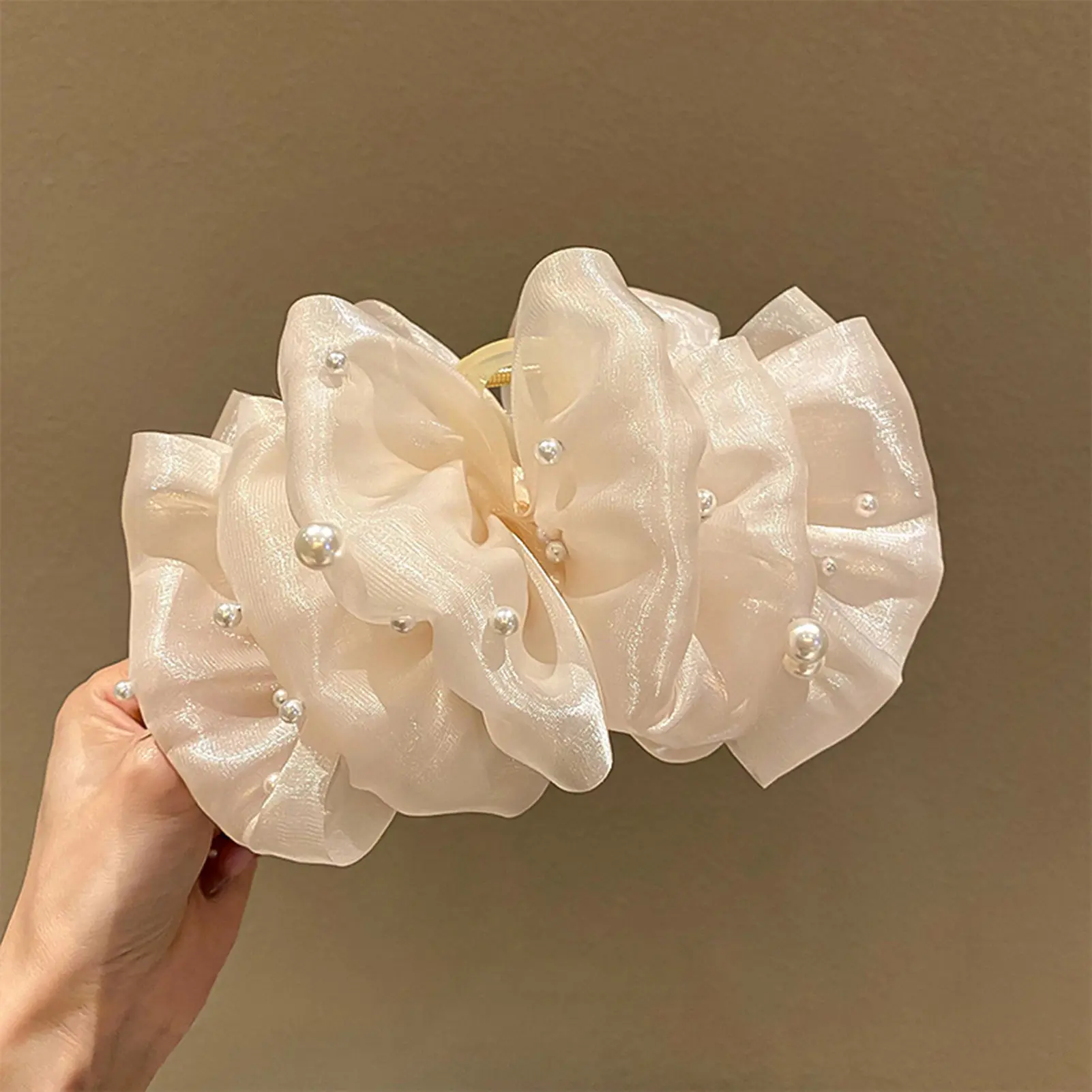 Elegant Bow Hair Claw For Women Exaggerated Bubble Mesh Pearl Shark Gripper Girls Daily Korean Style Bowknot Hair Accessories