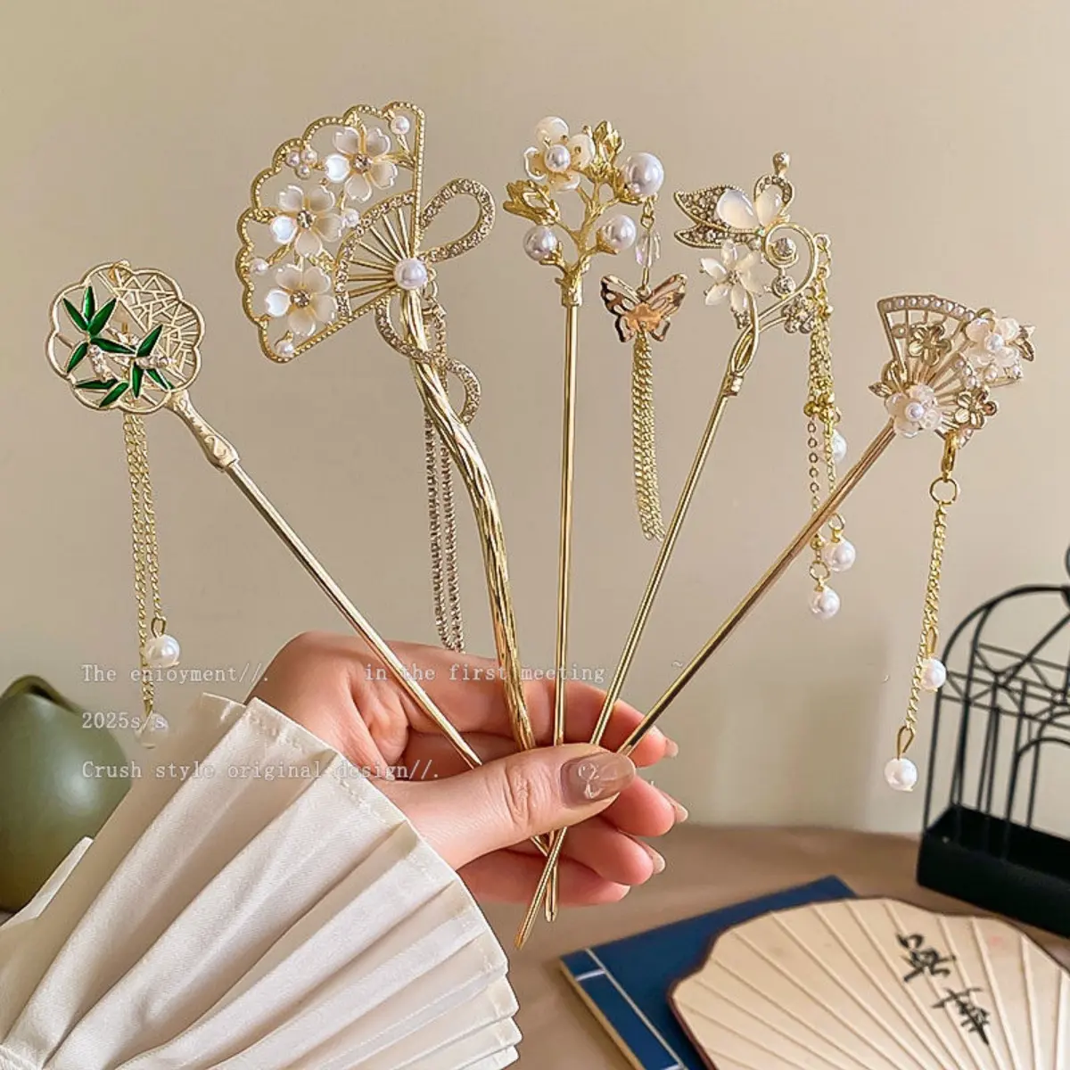 Neo Chinese Style Jewelry Hairpin For Women Glitter Butterfly Flower Pearl Tassel Hair Stick Girls Fashion Hair Accessories 1pc