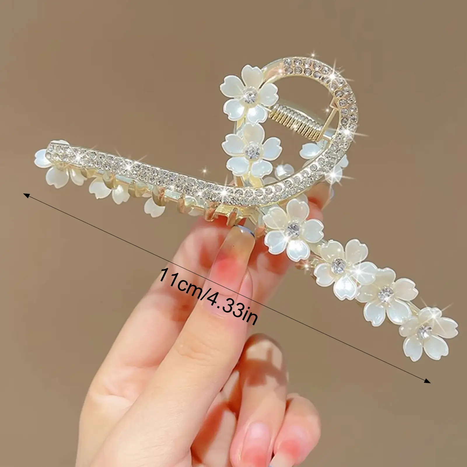 Trendy Glitter Flower Hair Claw For Women Large Rhinestone Sakura Shark Gripper Exquisite Elegant Girls Jewelry Hair Accessories